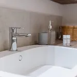 Steps From Station Single With Shared Bath Apartamento *
