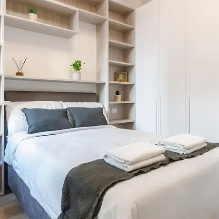 Apartmán Steps From Station Single With Shared Bath